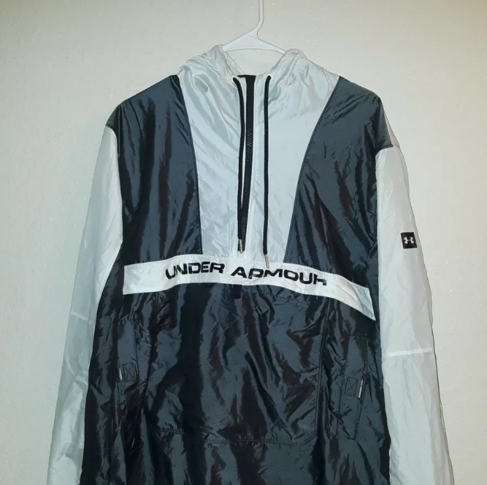 Under Armour men's extra large windbreaker jacket